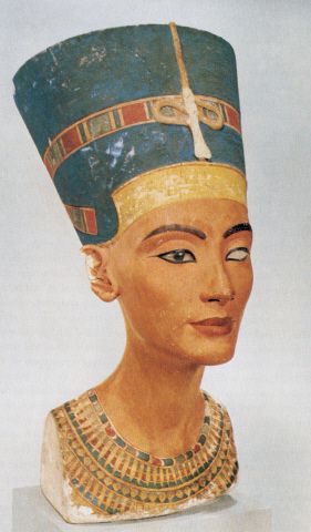 Tranny Nefertiti
